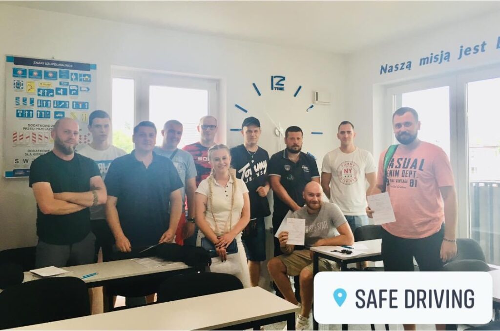 Nasi instruktorzy to fajni ludzie w OSK Safe Driving Kowalczyk&Tajsiak jest zawsze na poziomie